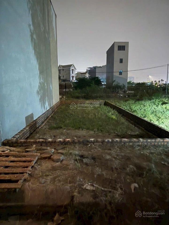 Ngã tư trịnh văn bô giao đường 3.5m, phân lô vẽ hè ôtô tránh, trực chính đường 3.5, cách mỹ đình