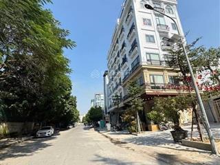 9 tầng thang máy, 80m2, 18 căn hộ cao cấp, dòng tiền tốt, trước nhà 10 ôtô dừng đỗ, viu công viên,