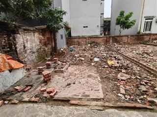 Đông ngạc gần chợ 40m25.2 tỷ, cách 1 nhà ra oto