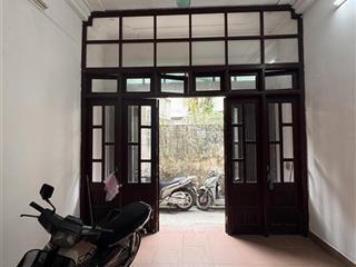 Bán nhàtrương địnhbạnh maihai bà trưng33m3,5tầngnhỉnh7cách mặt phố 50mđầy đủ công năng