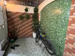 Bán nhà mớithổ quanđê la thànhđống đahiện đạisổ hoa hậungõ nôngdt20m6 tầngnhỉnh 5tỷ