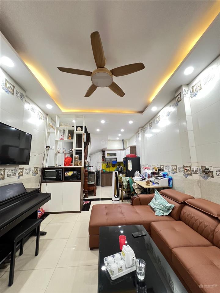 Chính chủ bán nhà riêng tại ngụy như kon tum, 15 tỷ, 51m2, 5 tầng, 6pn, 4wc ngõ ô tô