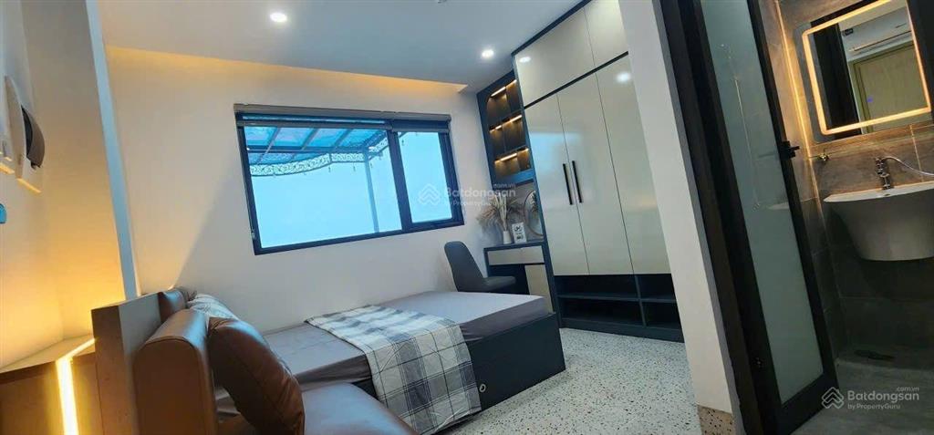 Bán chung cư mini 100m 7 tầng thang máy phố quan nhân giá 27 tỷ