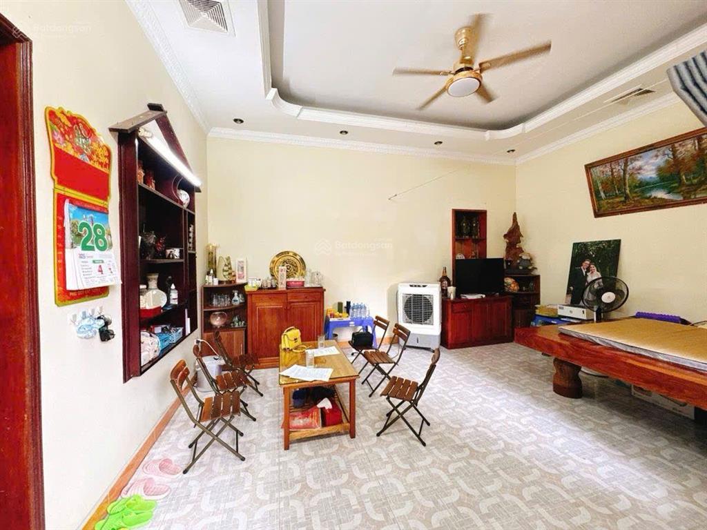 Chính chủ bán nhà 144 quan nhân 78m 3 tầng thoáng giá 14 tỷ