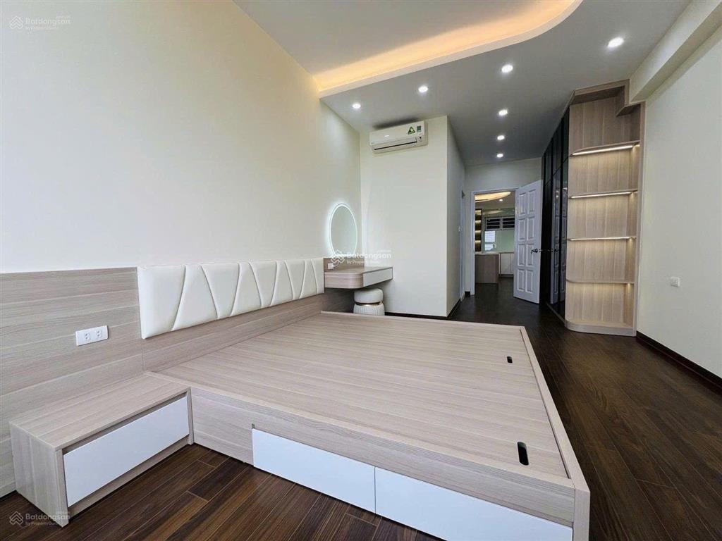 Bán chung cư mini phố chính kinh 88m 8 tầng thang máy full phòng giá 25 tỷ