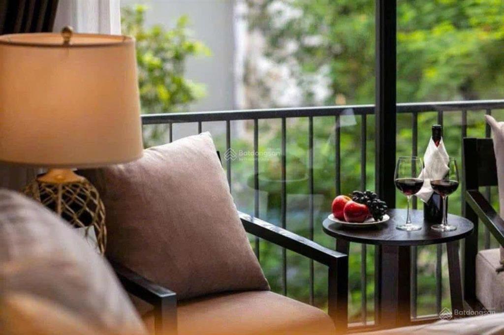 Siêu phẩm mặt phố dịch vọng hậu 9 tầng hầm thang máy dòng tiền 200tr/tháng phố văn phòng vip