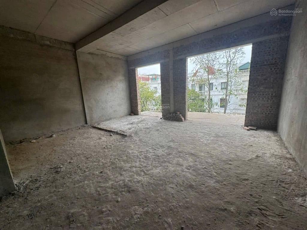 Bán gấp nhà riêng 4pn, 4wc, 5 tầng, 32m2 tại đường tân triều, thanh trì, hà nội, 7,3 tỷ ô tô tránh