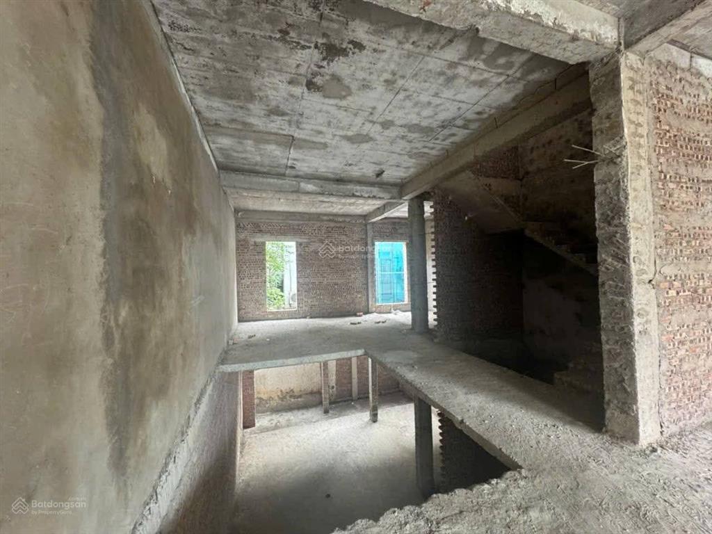 Bán gấp nhà riêng 4pn, 4wc, 5 tầng, 32m2 tại đường tân triều, thanh trì, hà nội, 7,3 tỷ ô tô tránh