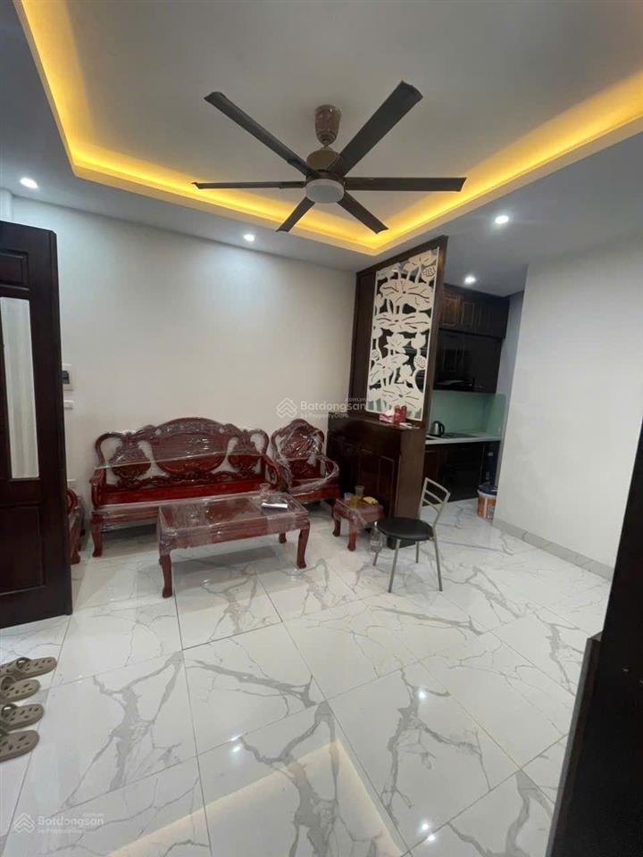 Bán siêu phẩm lò đúc 33m5 tầng thang máy lõi phố cổ hơn 10 tỷ