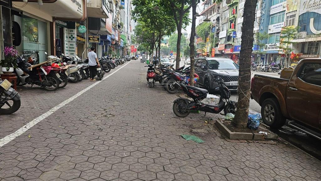 Siêu phẩm mặt phố vũ phạm hàm 75m 7 tầng thang máy vỉa hè đá bóng dòng tiền khủng