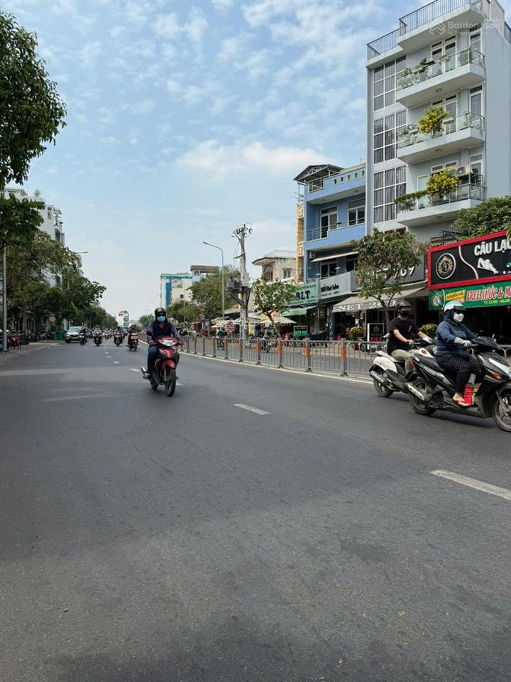 Cần tiền bán gấp nhà nguyễn thái sơn, p.5, gv. dt 5,5m x 14m cn 79m2 nhà c4, giá 8ty tl