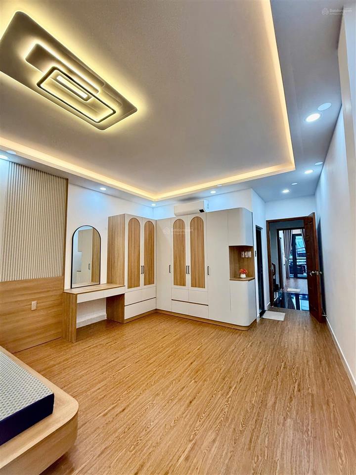 Nhà lê văn thọ, p.8, gv. dt 4m x 22m nhà mới trệt 3 lầu, full nội thất cao cấp, giá 10,7 tỷ tl