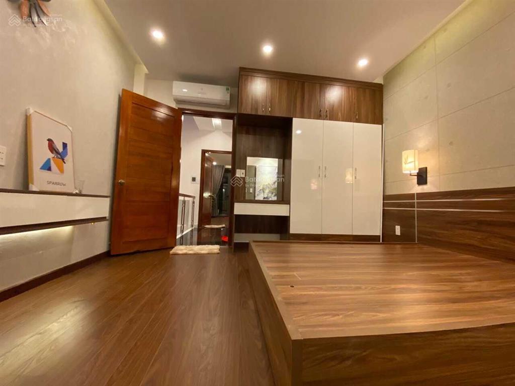 Nhà quang trung, p. 10, gv, dt 4,2m x 17m cn 67m2, nhà trệt 2 lầu st  giá 9,4tỷ tl