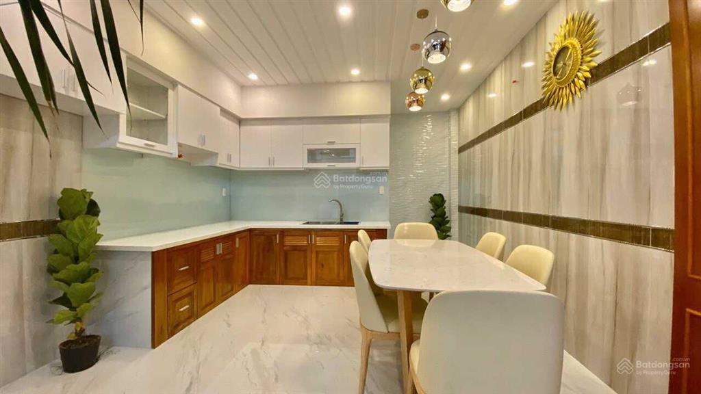 Nhà quang trung, p. 10, gv, dt 4,2m x 17m cn 67m2, nhà trệt 2 lầu st  giá 9,4tỷ tl
