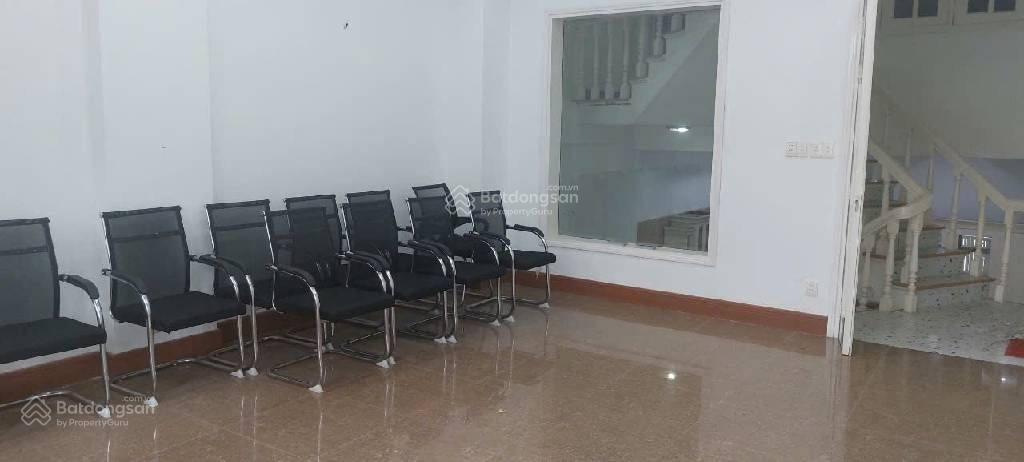 Nhà nguyễn văn lượng, p.6, gv  ngay công viên gv. dt 4m x 20m nhà trệt 2 lầu, giá 12,5tytl