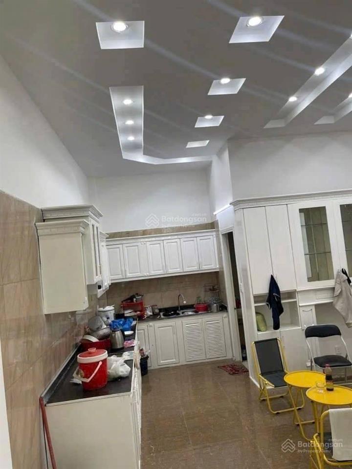 Nhà nguyễn văn lượng, p.6, gv  ngay công viên gv. dt 4m x 20m nhà trệt 2 lầu, giá 12,5tytl