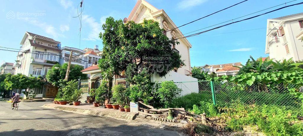 Biệt thự nguyễn oanh, p. 17, gv. dt 13,6m x 20m 1 trệt 1 lầu, giá 20 tỷ tl