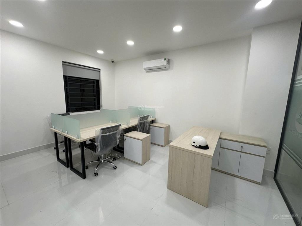 Nhà cityland park hill  p. 10  gò vấp. hầm trệt 3 lầu, có thang máy, full nội thất, giá 22,5tỷ tl