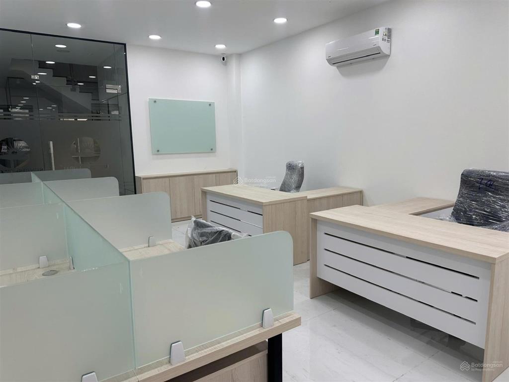 Nhà cityland park hill  p. 10  gò vấp. hầm trệt 3 lầu, có thang máy, full nội thất, giá 22,5tỷ tl