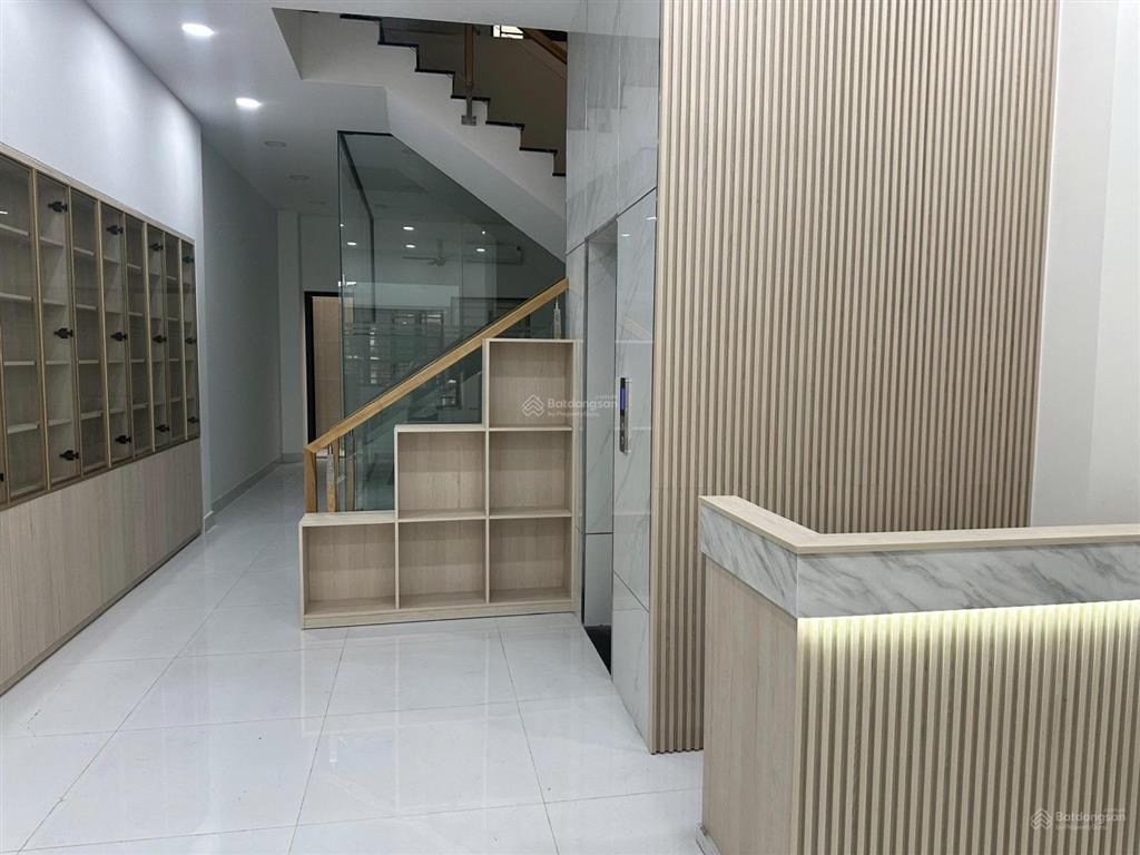 Nhà cityland park hill  p. 10  gò vấp. hầm trệt 3 lầu, có thang máy, full nội thất, giá 22,5tỷ tl