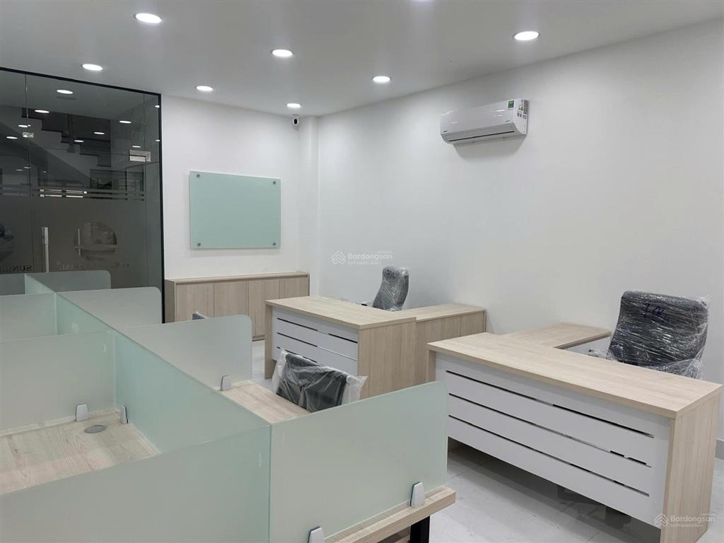 Nhà cityland park hill  p. 10  gò vấp. hầm trệt 3 lầu, có thang máy, full nội thất, giá 22,5tỷ tl