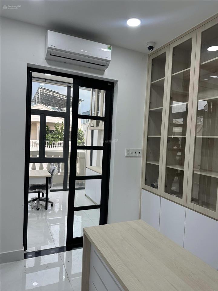 Nhà cityland park hill  p. 10  gò vấp. hầm trệt 3 lầu, có thang máy, full nội thất, giá 22,5tỷ tl