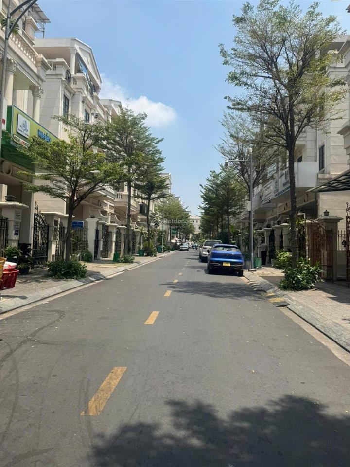Nhà cityland park hill  p. 10  gò vấp. hầm trệt 3 lầu, có thang máy, full nội thất, giá 22,5tỷ tl