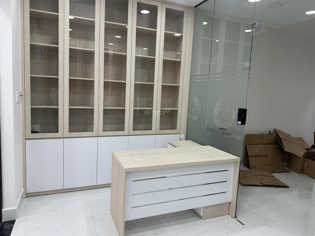 Nhà cityland park hill  p. 10  gò vấp. hầm trệt 3 lầu, có thang máy, full nội thất, giá 22,5tỷ tl