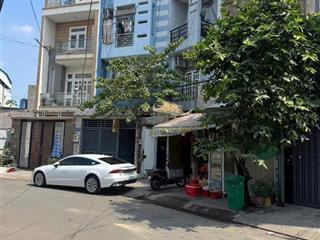 Nhà đường xe tải 10m, khu bàn cờ, dt 4m x 19m trệt 2 lầu st, giá 9,7ty tl