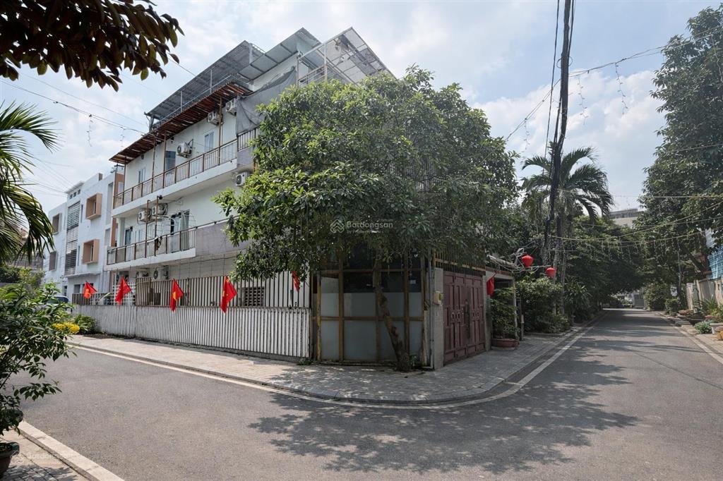 Nhà lê đức thọ, p. 16, gv. góc 2 mt tuyệt đẹp, trệt 3 lầu (dt 4m x 20m) đường 10m, giá 11ty tl