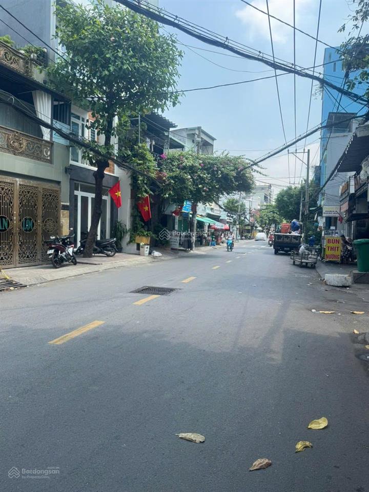 Nhà đs 20  dương quảng hàm, p. 5, gv. dt 5m x 24m cn 122m2, nhà trệt 2 lầu, giá 20ty tl
