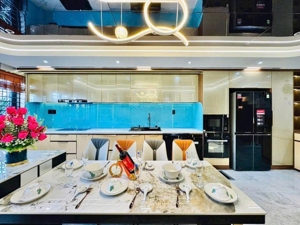 Nhà quang trung, p.8, gv. trệt 2 lầu st, full nội thất, cách quang trung 20m, giá 9,9 tỷ tl