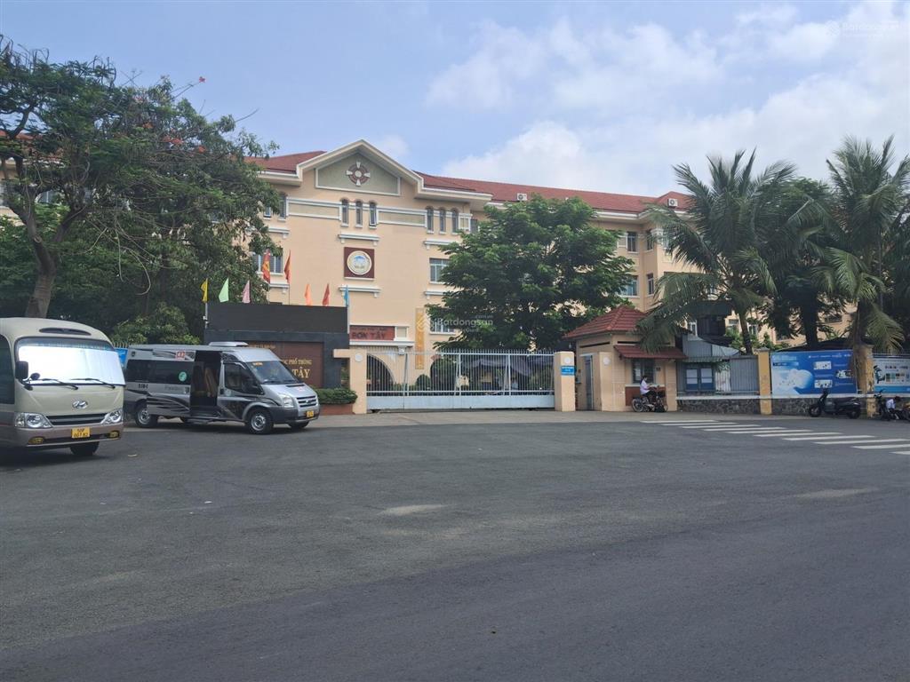 Chính chủ bán nhà 64m ( 5 x 12.8 ) linh xuân trung tâm thủ đức. giá 3ty5 .  0938 672 ***