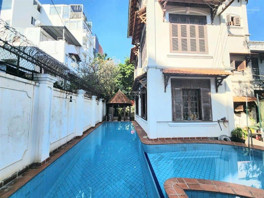 Villas pháp cũ 2mt trần quốc thảo, q3, dt 339.7m2, kc 1 trệt 2 lầu, mái che, hồ bơi, sân vườn