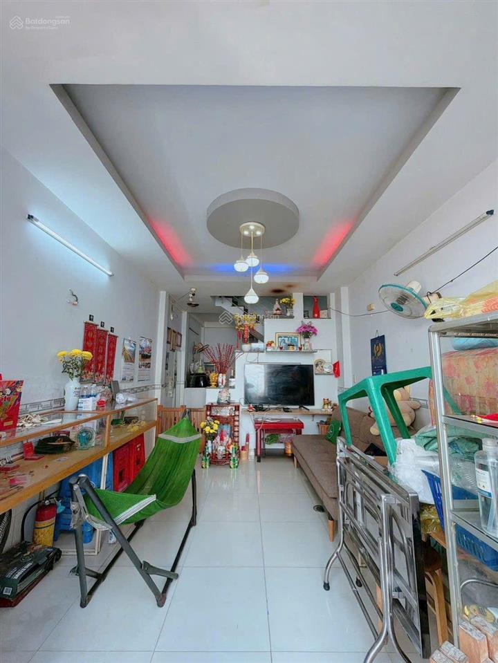 Giá 4tỷ399 triệu tl chính chủ cần bán nhà sổ hồng riêng đường tân mỹ
