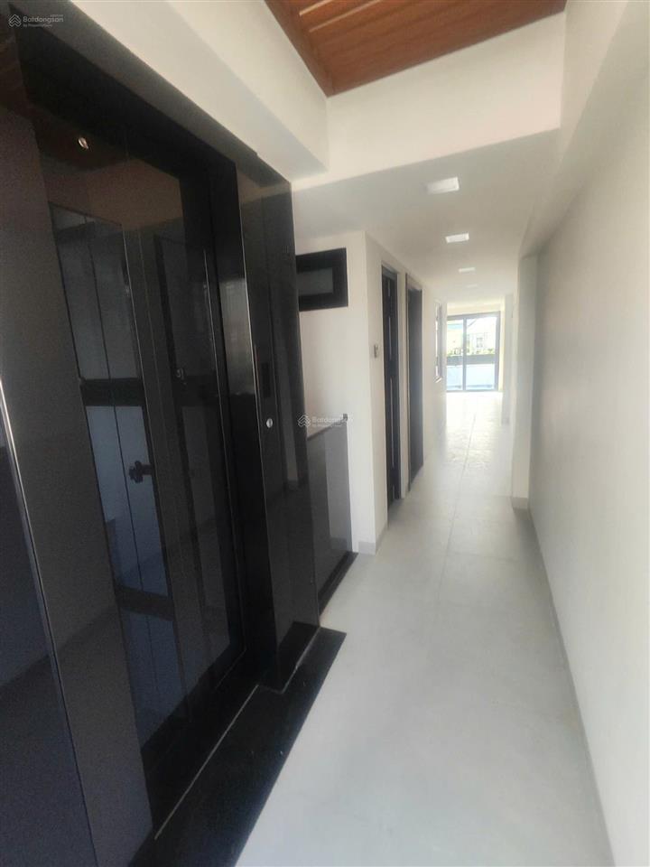 Bán nhà mt đường số kdc tân quy đông, p. tân phong, q.7
+ nhà mới xây như hình, dt 4m x 18m