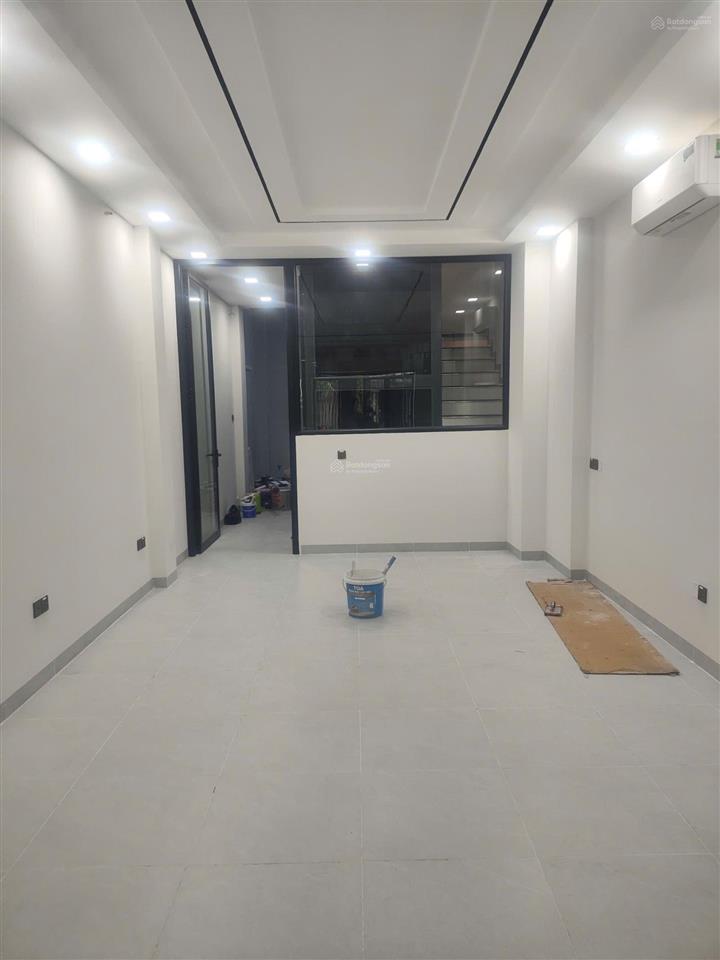 Bán nhà mt đường số kdc tân quy đông, p. tân phong, q.7
+ nhà mới xây như hình, dt 4m x 18m