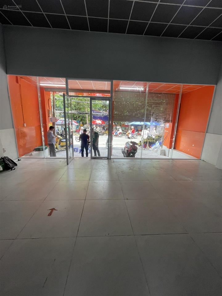 Cho thuê nguyên căn gần sát chợ tân quy
vị trí ngay lotte mart, sunrise city.