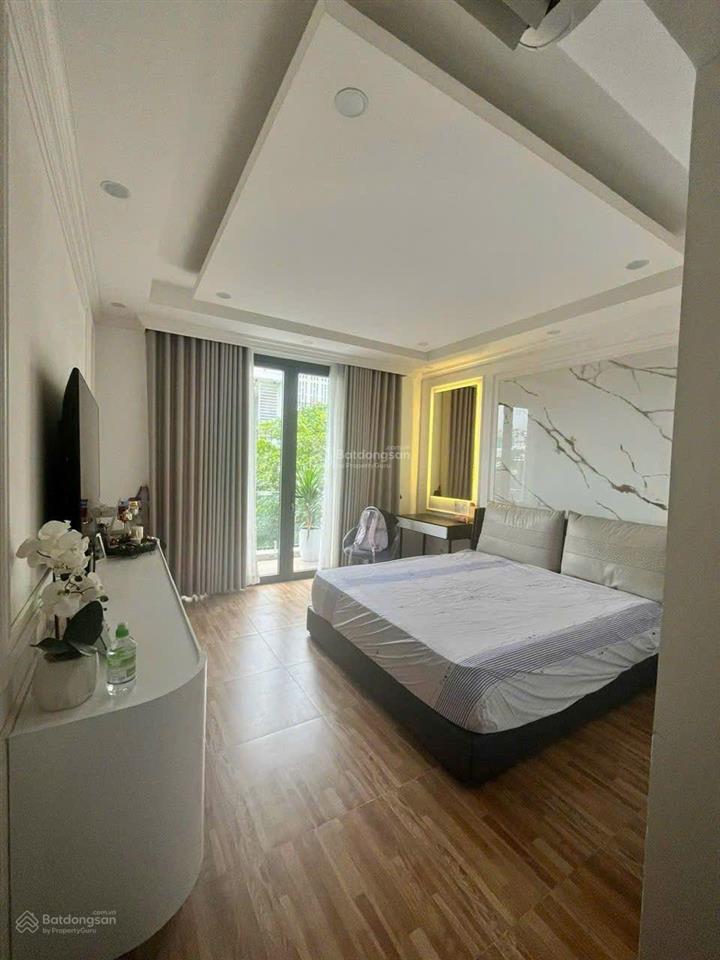 Cho thuê nhà đẹp,nguyên căn,full nội thất
mặt tiền đường số, tân qui, q7 giá 35tr tl