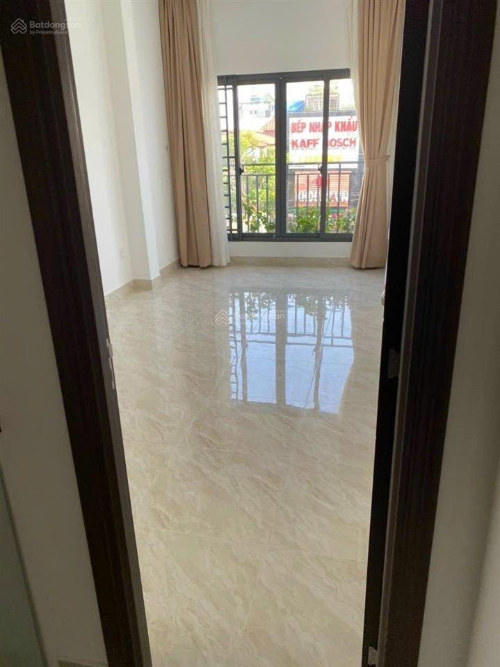 Cho thuê nguyên căn mặt tiền 2 lầu nguyễn thị thập rẻ nhất 37tr/ tháng
trệt 2 lầu 4 phòng 3wc