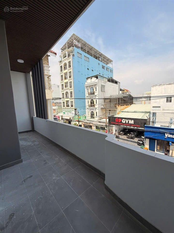 Cần cho thuê nhà mới xây mt lâm văn bền đường kinh doanh sầm uất