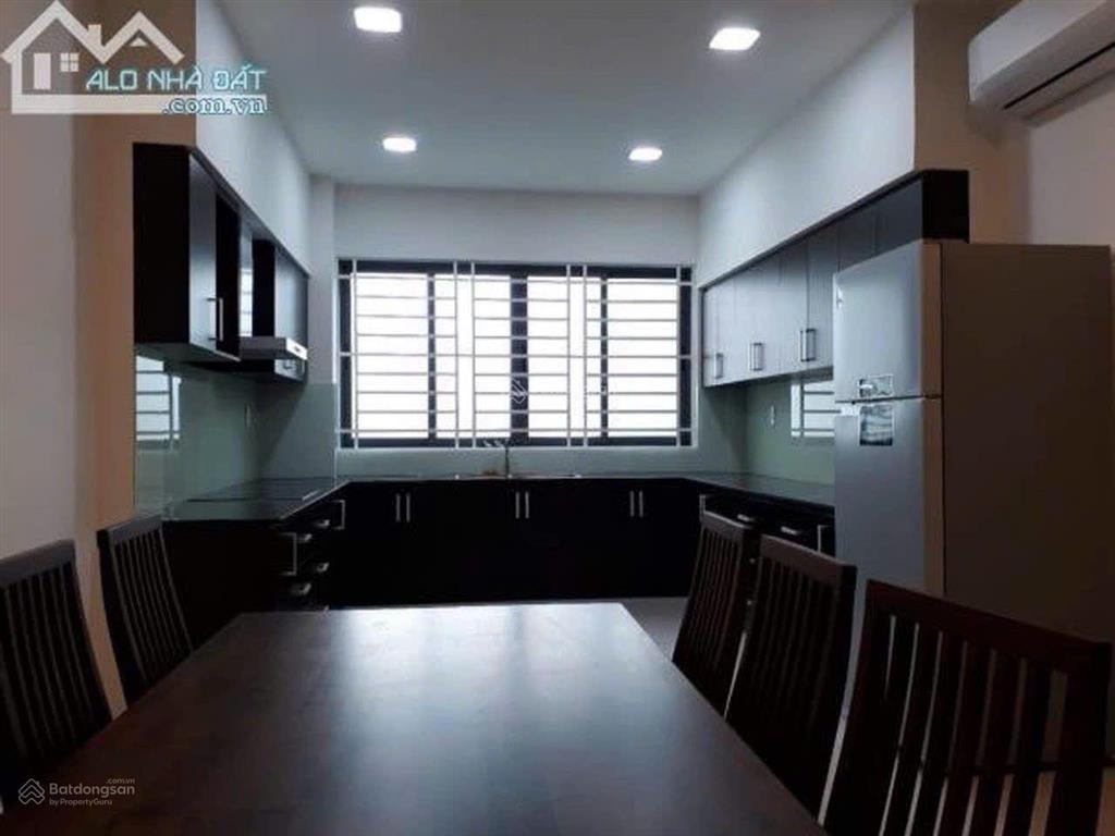 Mặt tiền đường số 16 p.tân phú quận 7 ( nay là phường tân mỹ tp.hcm )
sát chợ tân mỹ