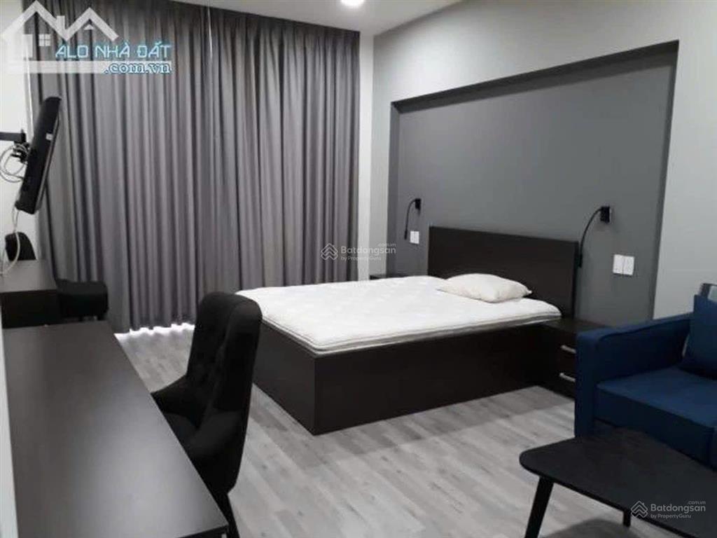 Mặt tiền đường số 16 p.tân phú quận 7 ( nay là phường tân mỹ tp.hcm )
sát chợ tân mỹ