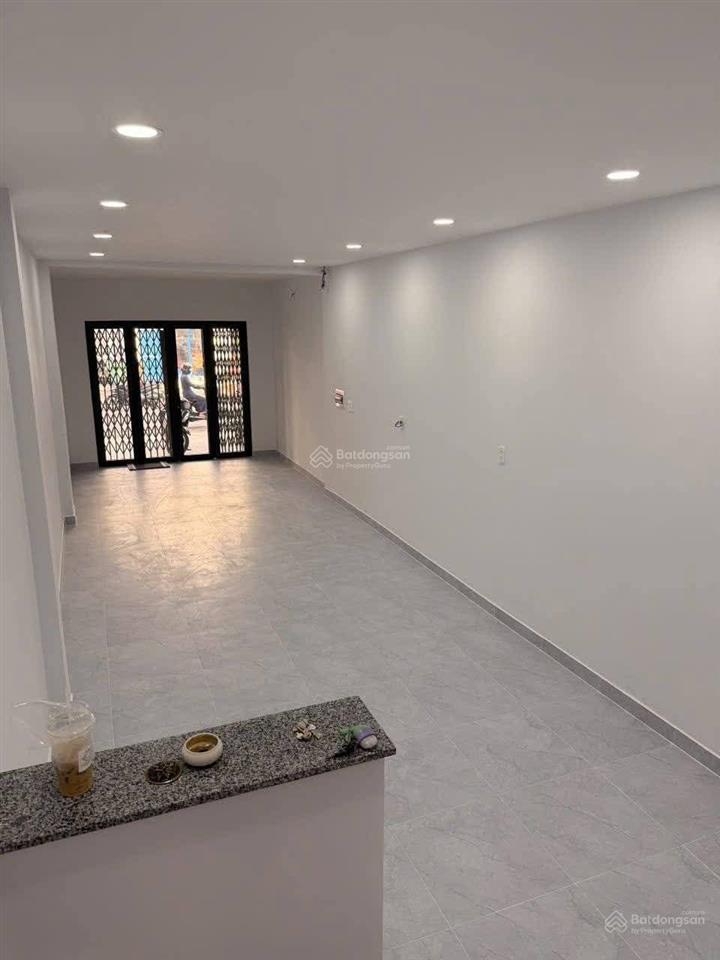 Cho thuê nhà mặt tiền đường lâm văn bền, quận 7 vị trí kinh doanh sầm uất