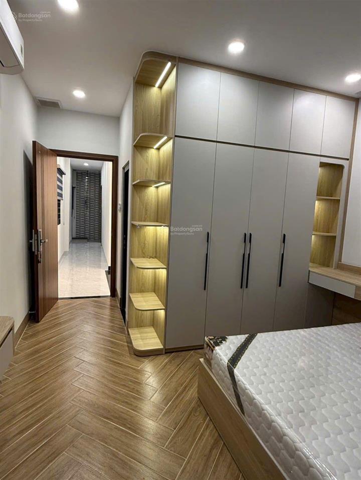 Nhà đẹp hẻm chợ tân quy q7 full nội thất giá 5,9 tỷ nhà mặt chợ vừa ở vừa kinh doanh,