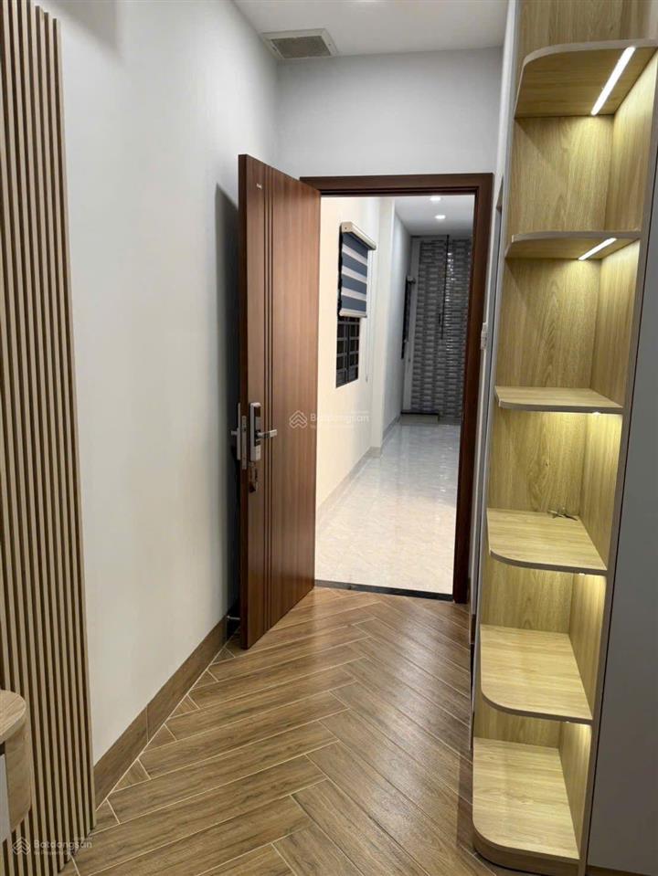 Nhà đẹp hẻm chợ tân quy q7 full nội thất giá 5,9 tỷ nhà mặt chợ vừa ở vừa kinh doanh,