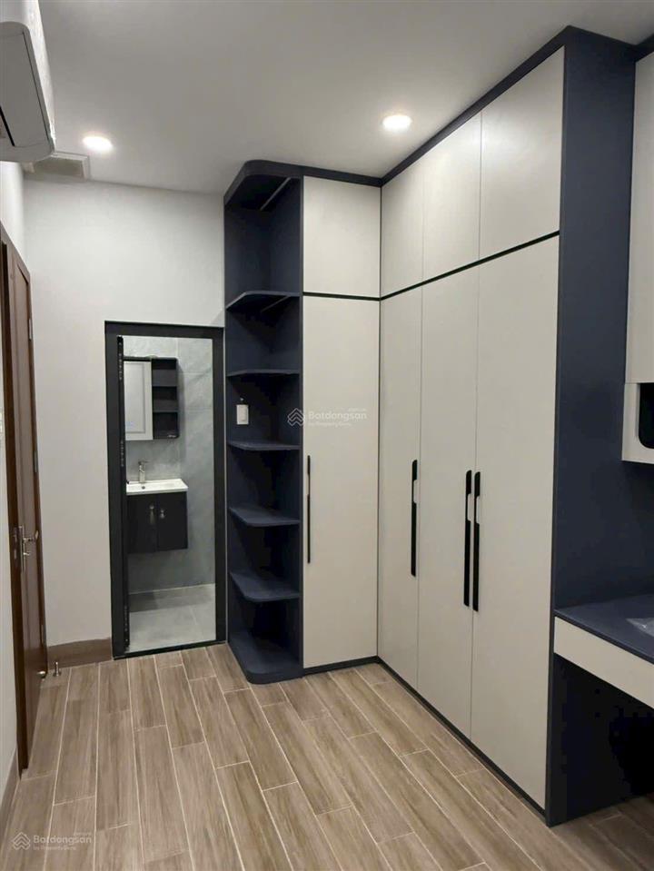 Nhà đẹp hẻm chợ tân quy q7 full nội thất giá 5,9 tỷ nhà mặt chợ vừa ở vừa kinh doanh,