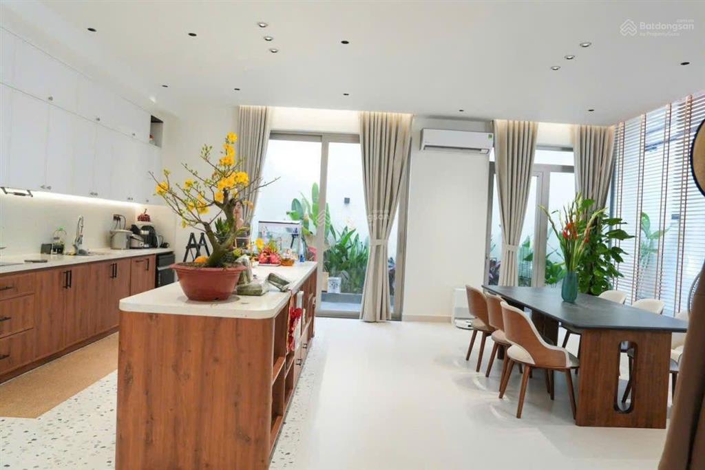 Bán nhà kdc bộ công an phú thuận, quận 7, dt 9m x 17m  157m2 nhà trệt 2 lầu