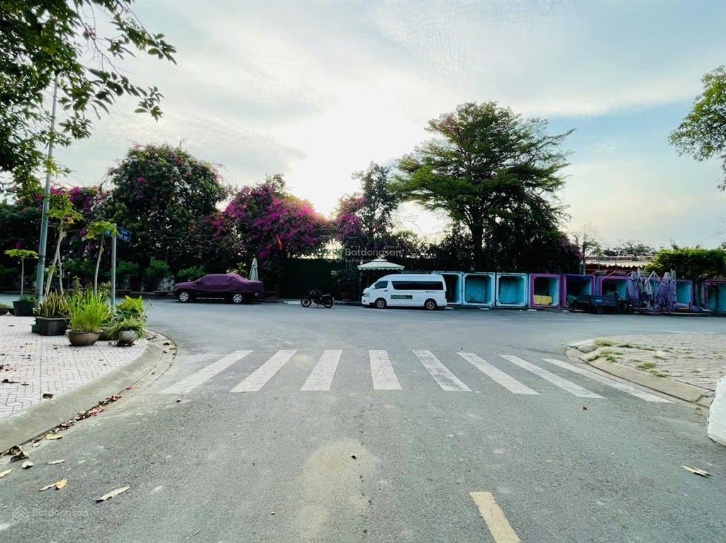Giảm 7 tỷ cần bán nhanh. giá tốt khu him lam 6a 38,5tỷ bớt lộc
