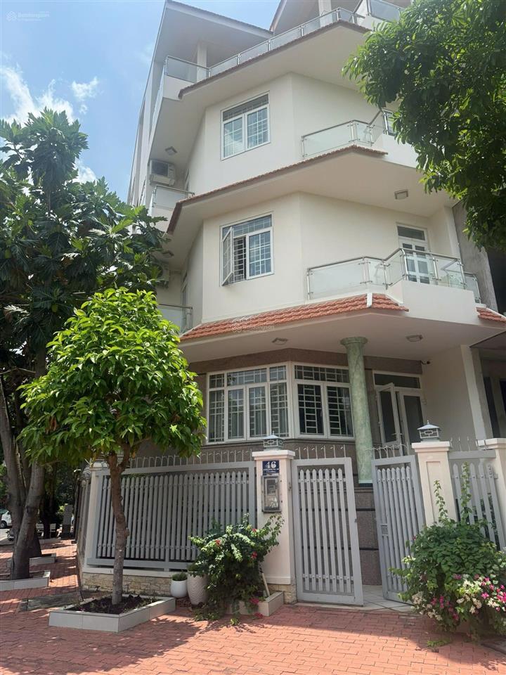 Cho thuê căn gốc himlam nguyễn thị thập
view công viên, trường học, phong thủy tốt